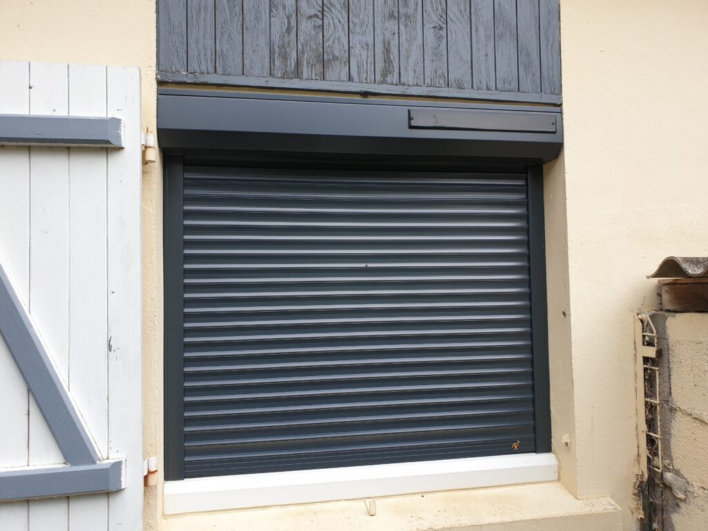Volet roulant aluminium solaire - Déclic Habitat