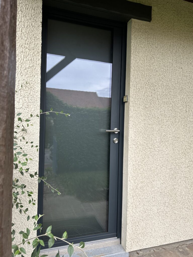 Porte d'entrée en aluminium - K- Line - Déclic Habitat