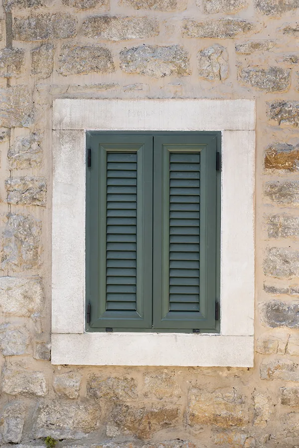 volet battant maison