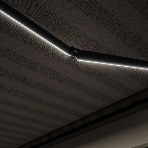 Stores terrasse avec Led - Déclic Habitat